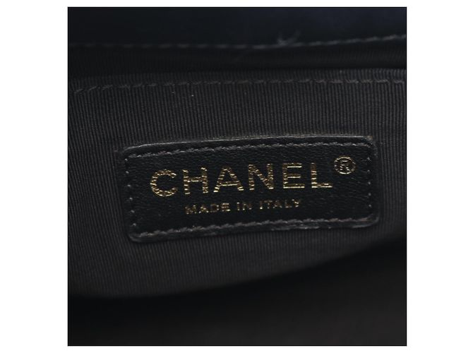 Borsa a Spalla Chanel Mini Matelassé Blu Blu navy - vista 4