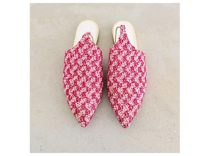 Timeless Mules in tweed rosa Chanel Resort 2015 Runway con lacci Rosso D'oro - vista 4