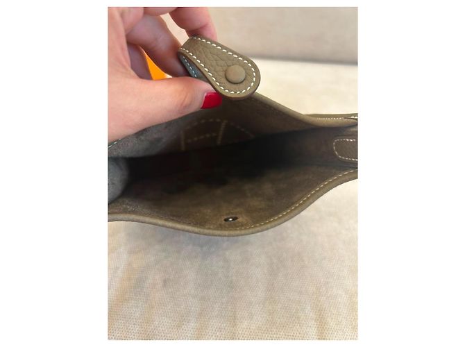 Borsa a tracolla Hermès Aline Mini in pelle granulata Marrone - vista 11