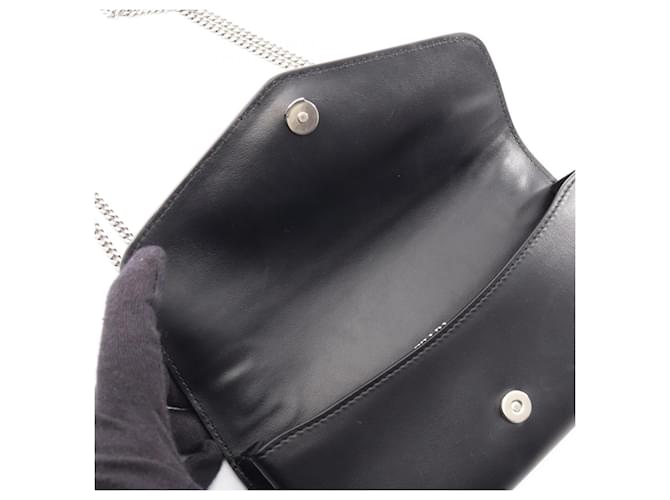 Prada Triangle Mini Schultertasche Schwarz - Ansicht 8