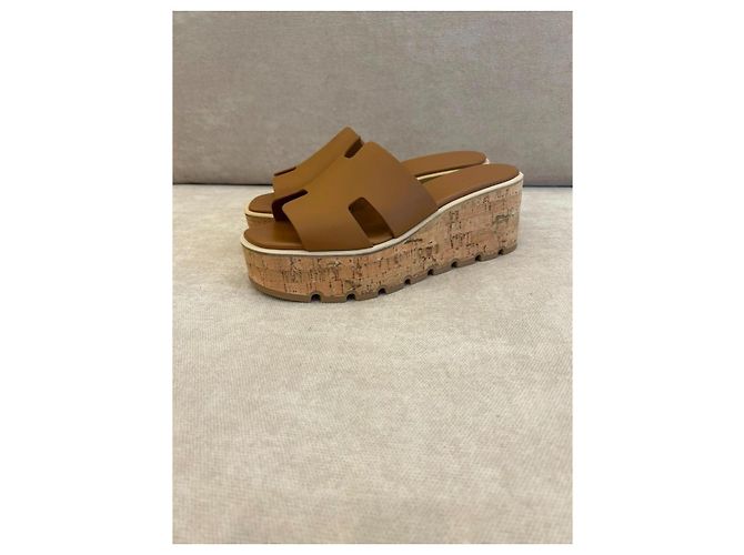 Hermès Eze 30 Sandali con zeppa in pelle naturale Marrone - vista 4