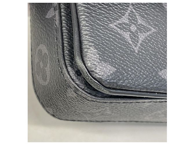 Borsa a tracolla Louis Vuitton Monogram Empreinte Montsouris Wearable Wallet Nero - vista 7