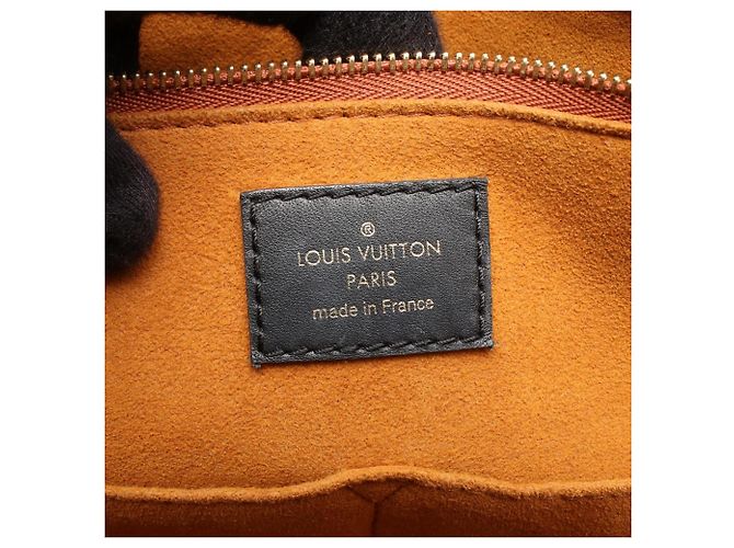 Borsa Tote Louis Vuitton OnTheGo GM Nero - vista 4