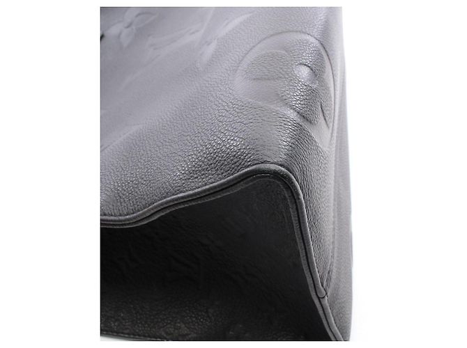 Borsa Tote Louis Vuitton OnTheGo GM Nero - vista 6