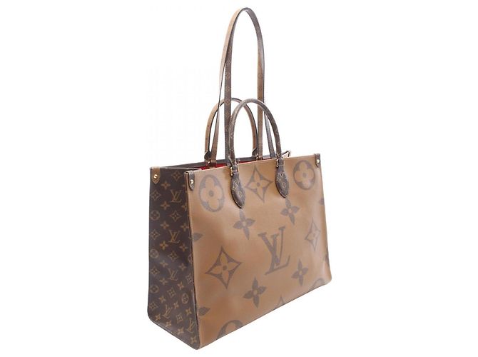 Borsa Tote Louis Vuitton OnTheGo GM Monogram Giant Reverse Marrone Beige - vista 2