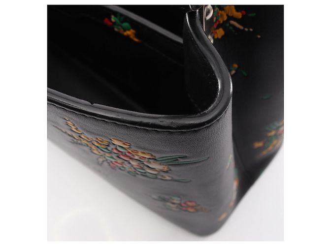 Borsa 2-Way Louis Vuitton Capucines PM Blossom Nero Multicolore - vista 6