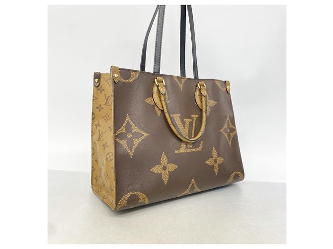 Borsa Tote Louis Vuitton Monogram Giant Reverse OnTheGo MM Marrone - vista 2