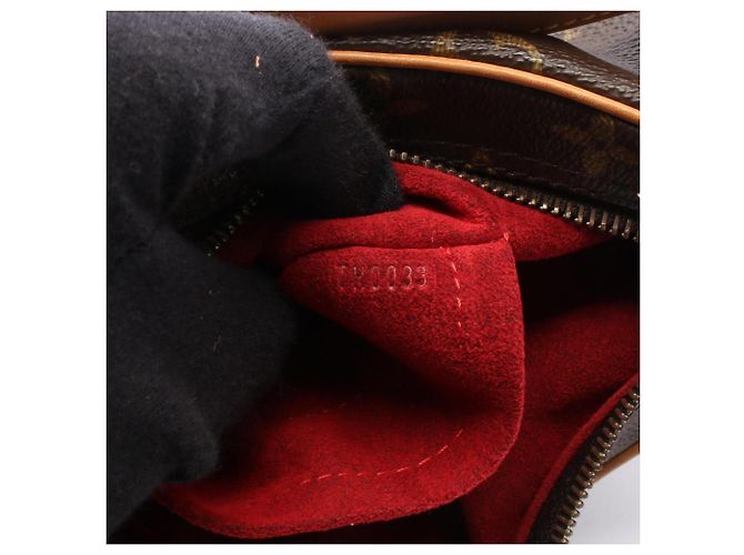 Borsa a Spalla Louis Vuitton Croissant MM Marrone Monogramma - vista 5