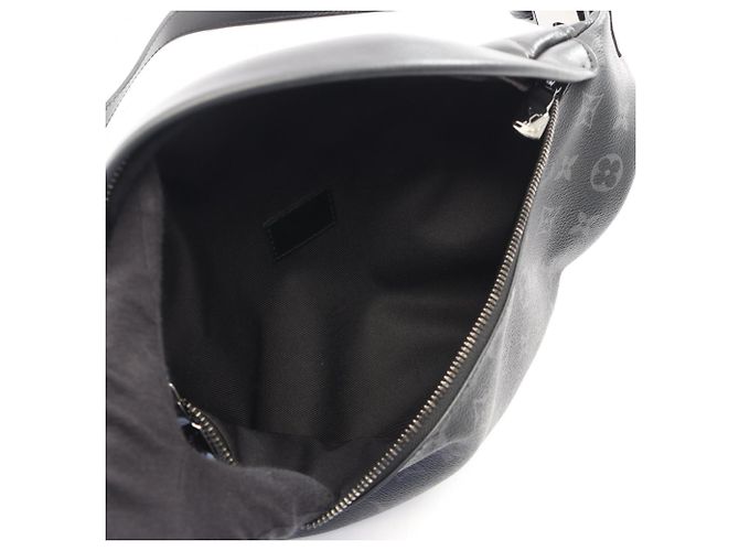 Louis Vuitton Discovery Bumbag PM Schwarz Monogramm - Ansicht 3