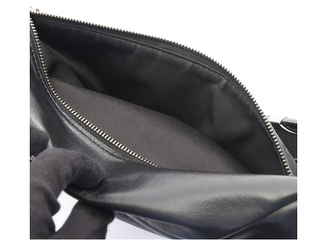 Louis Vuitton Discovery Bumbag PM Schwarz Monogramm - Ansicht 9
