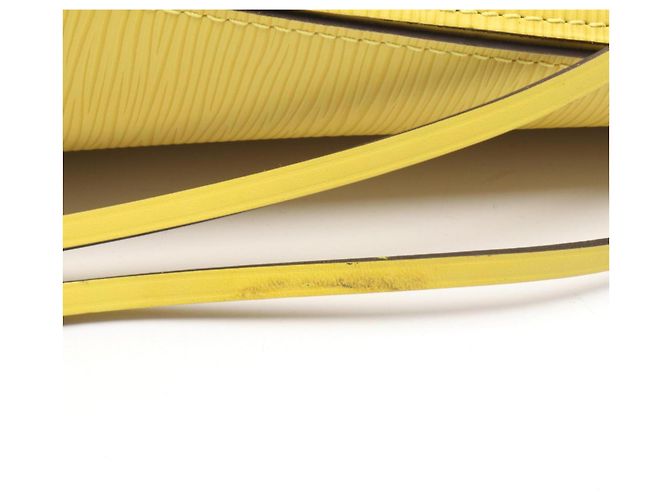 Borsa Tote Louis Vuitton Neverfull MM in pelle Epi Giallo - vista 8