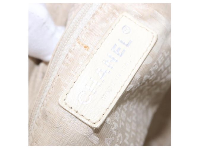 CHANEL COCO Handtasche aus Leder Elfenbein Silber CC Authentisch 192801 Roh - Ansicht 16