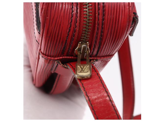 LOUIS VUITTON Epi Jeune Fille MM Borsa a Spalla Rossa M52157 LV Auth 192062 Rosso - vista 14