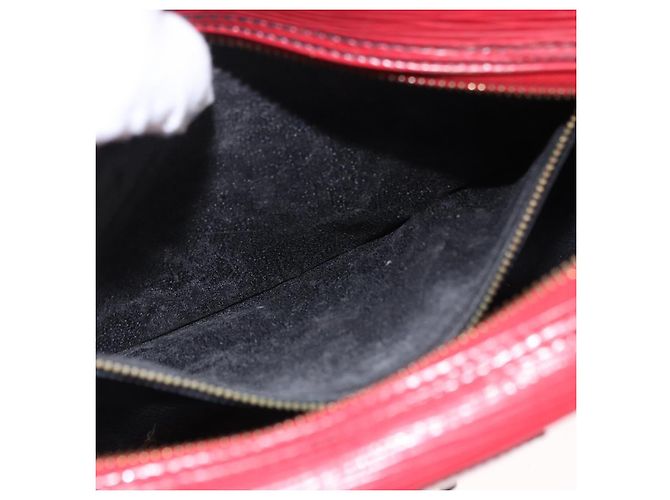 LOUIS VUITTON Epi Jeune Fille MM Borsa a Spalla Rossa M52157 LV Auth 192062 Rosso - vista 21