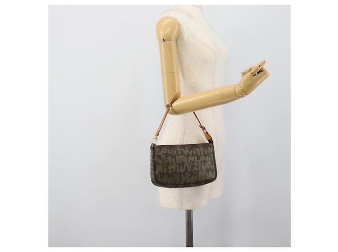 LOUIS VUITTON Monogram Graffiti Pochette Accessoires Khaki M92191 Auth bs36205A Monogramm - Ansicht 21