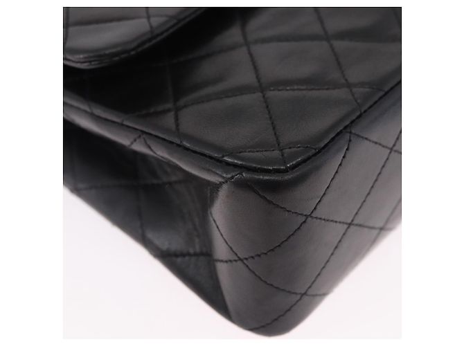 Borsa a tracolla CHANEL Chain Matelasse25 in pelle d'agnello nera e oro CC Auth 191834SAM Nero D'oro - vista 10