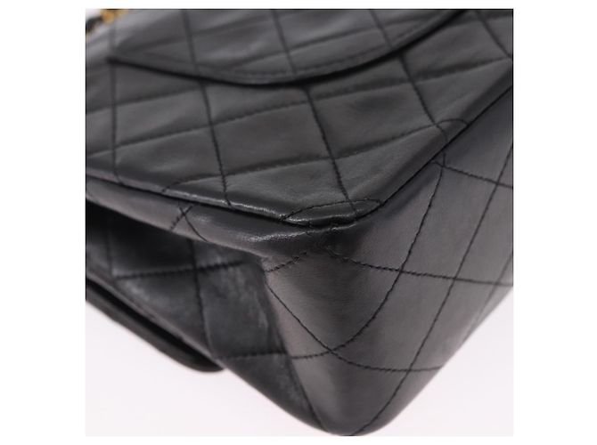Borsa a tracolla CHANEL Chain Matelasse25 in pelle d'agnello nera e oro CC Auth 191834SAM Nero D'oro - vista 12