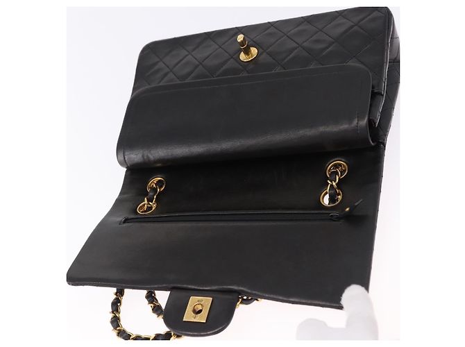 Borsa a tracolla CHANEL Chain Matelasse25 in pelle d'agnello nera e oro CC Auth 191834SAM Nero D'oro - vista 15