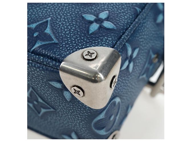 LOUIS VUITTON Monogram Mini Soft Trunk Bag Blue M21368 LV Auth 191462SAM Monogramma - vista 13