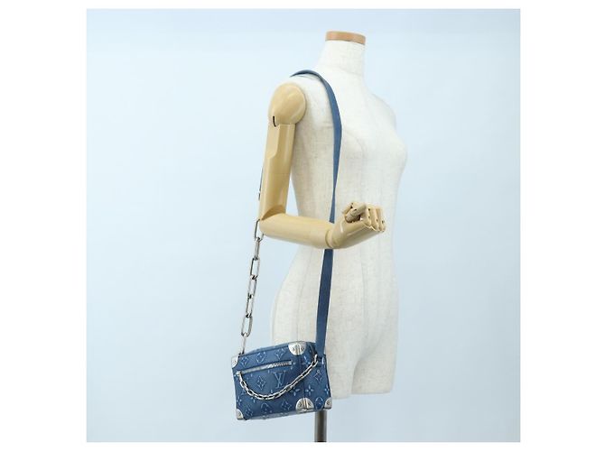 LOUIS VUITTON Monogram Mini Soft Trunk Bag Blue M21368 LV Auth 191462SAM Monogramma - vista 22