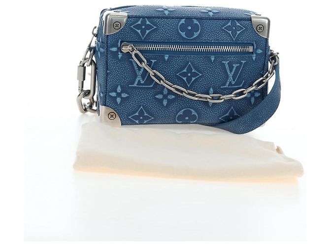 LOUIS VUITTON Monogram Mini Soft Trunk Bag Blue M21368 LV Auth 191462SAM Monogramma - vista 23