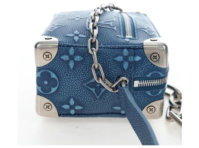 LOUIS VUITTON Monogram Mini Soft Trunk Bag Blue M21368 LV Auth 191462SAM Monogramma - vista 5