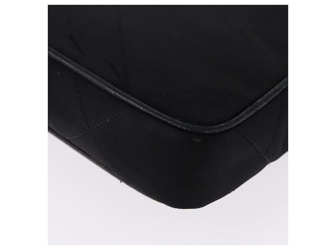 CHANEL Borsa a Spalla Matelassé con Catena in Satin Nero e CC Oro Autentica 192082V D'oro - vista 13