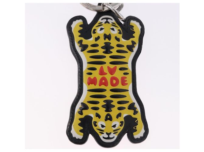 LOUIS VUITTON Porte CLE LV MADE Tiger Bag Charm Yellow MP3221 LV Auth 192136M Giallo Monogramma - vista 3
