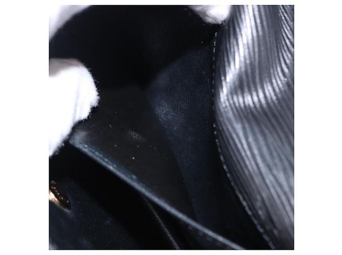 LOUIS VUITTON Epi Montaigne 23 Clutch Bag Nero M52662 LV Auth 190815 - vista 18