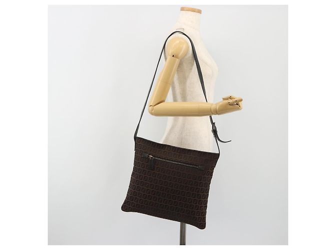 Bolsa de Ombro FENDI Zucchino Canvas Marrom Auth gh2178 - vista 21