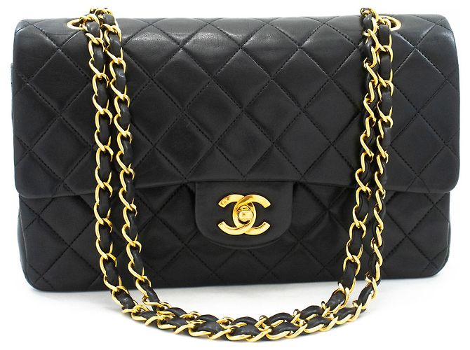 CHANEL Classic Double Flap 10" Chain Shoulder Bag Black Lambskin Nero - vista 2