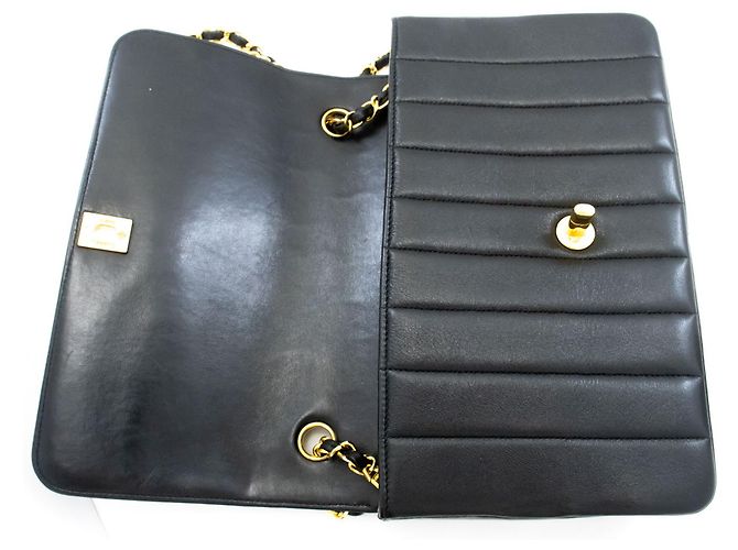 CHANEL Borsa a tracolla Single Flap con catena a righe nera trapuntata Nero - vista 11
