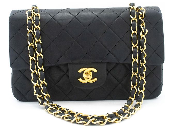 CHANEL Classic Double Flap 9" Chain Shoulder Bag Black Lambskin Nero - vista 2