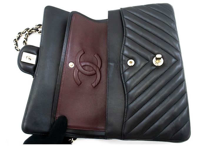 CHANEL Borsa a Spalla Double Flap V-Stitch 10" in Pelle di Agnello Nera Nero - vista 11