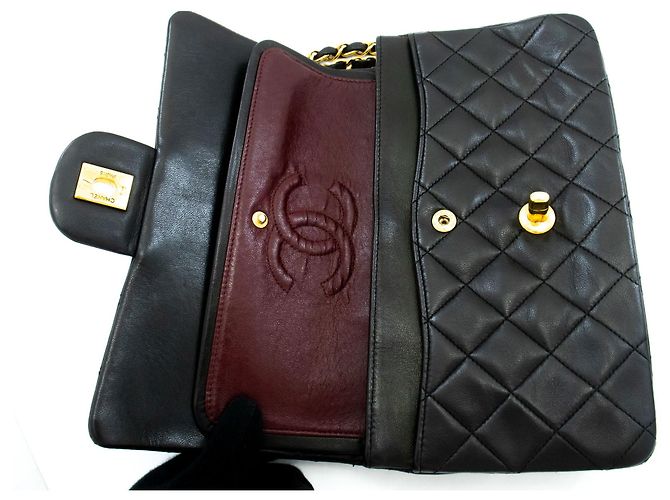 CHANEL Classic Double Flap 9" Chain Shoulder Bag Black Lambskin Nero - vista 11
