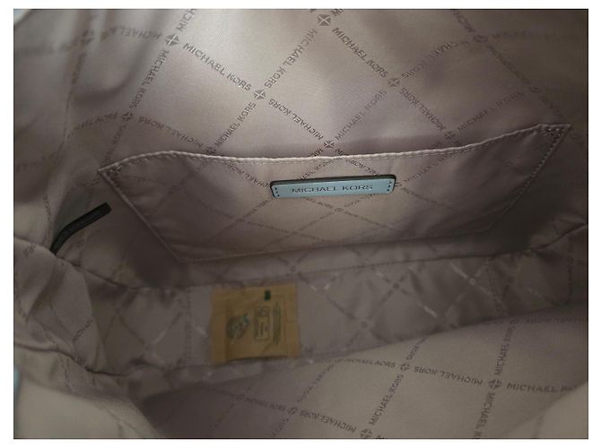 Borsa a tracolla Michael Kors Nyla in pelle liscia e scamosciata blu pallido Blu chiaro - vista 10