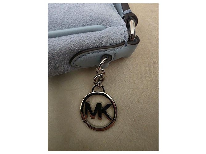 Borsa a tracolla Michael Kors Nyla in pelle liscia e scamosciata blu pallido Blu chiaro - vista 11