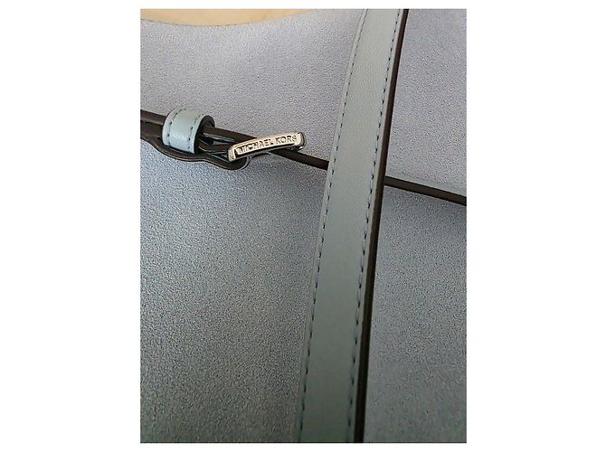 Borsa a tracolla Michael Kors Nyla in pelle liscia e scamosciata blu pallido Blu chiaro - vista 13
