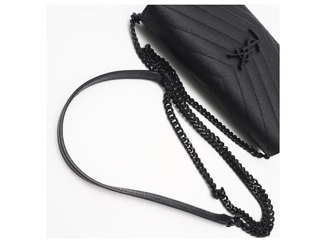 Sac à bandoulière en cuir de veau noir Yves Saint Laurent - vue 5