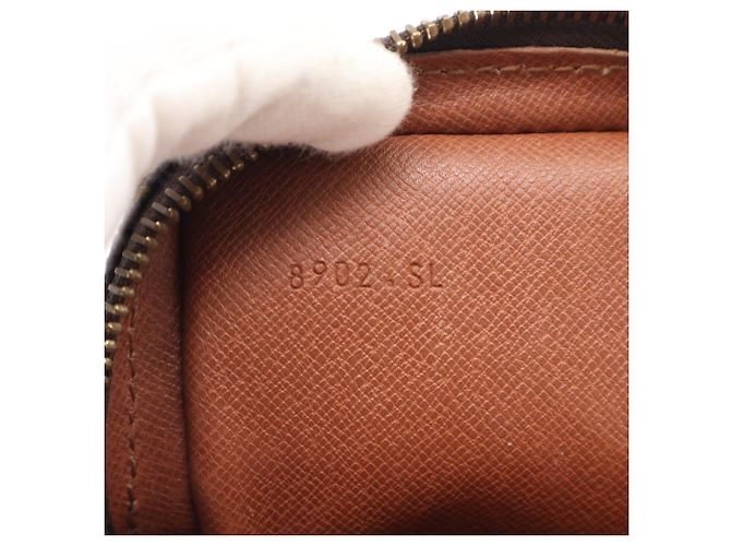 Borsa a tracolla Louis Vuitton Monogram Mini Danube Marrone Beige - vista 14
