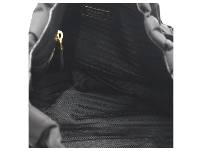 Borsa Prada Nylon Triangle Logo Frill Nero - vista 9