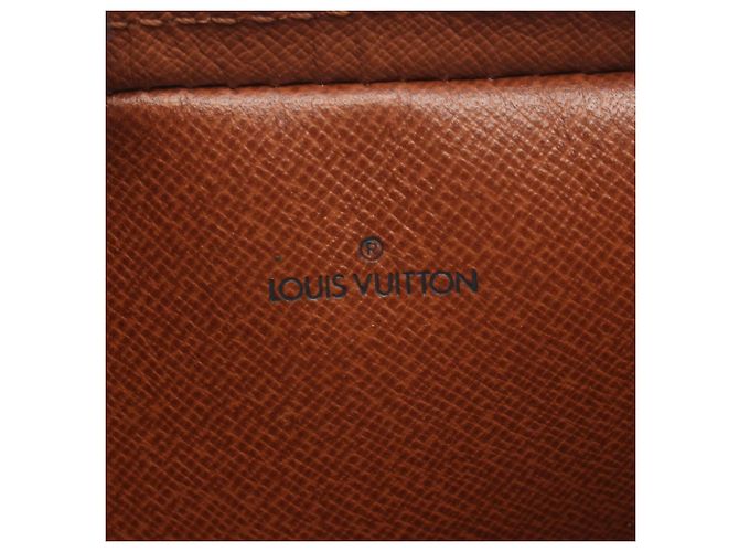 Borsa a tracolla Louis Vuitton Marly Bandoulière Marrone Monogramma - vista 4