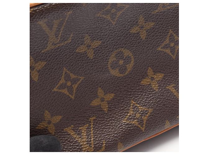 Borsa a tracolla Louis Vuitton Marly Bandoulière Marrone Monogramma - vista 9