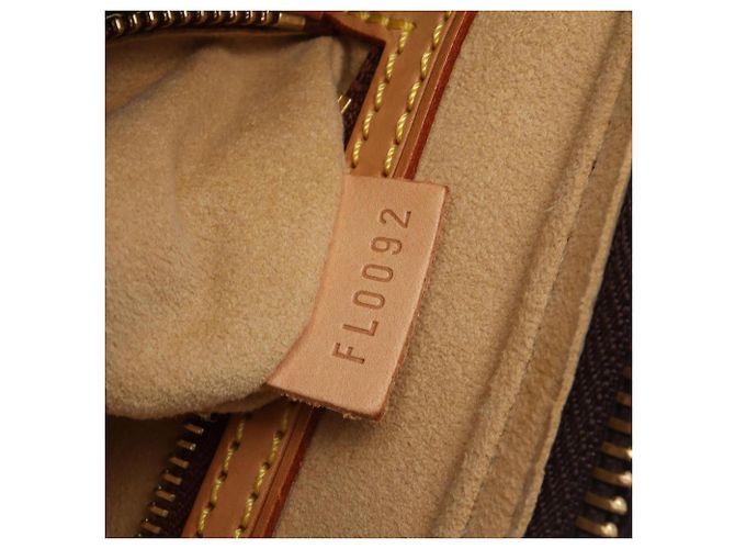 Borsa a tracolla Louis Vuitton Looping MM Marrone Monogramma - vista 5