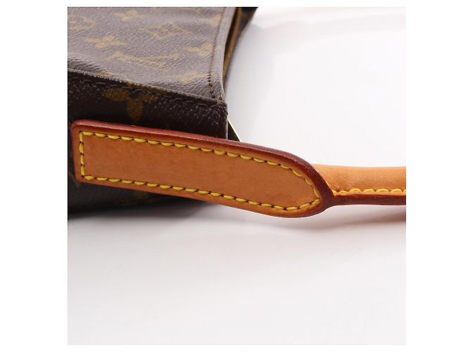 Borsa a tracolla Louis Vuitton Looping MM Marrone Monogramma - vista 9