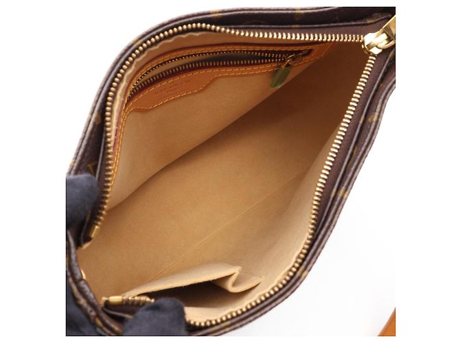 Borsa a tracolla Louis Vuitton Looping MM Monogram Marrone Monogramma - vista 3