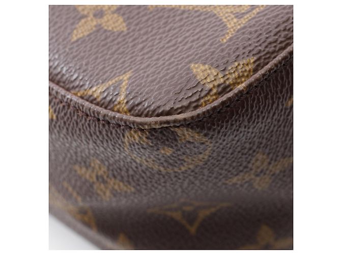 Borsa a tracolla Louis Vuitton Looping MM Monogram Marrone Monogramma - vista 9