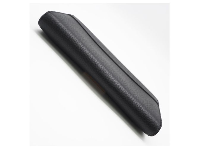 Capucines Louis Vuitton Taurillon Long Wallet aus schwarzem Leder - Ansicht 7