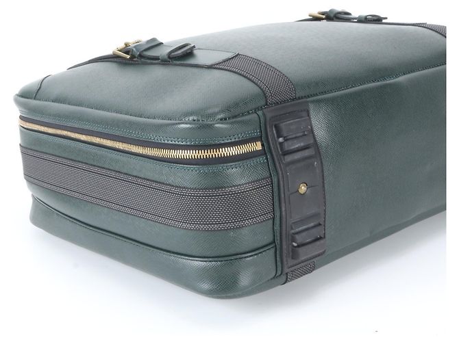 Borsa Louis Vuitton Taiga Satellite 53 Epicea - vista 4