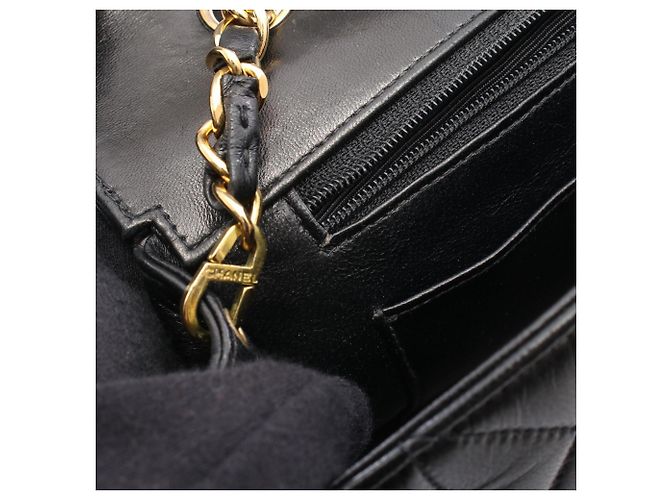 Borsa Chanel Matelassé Diana Flap Nero - vista 6
